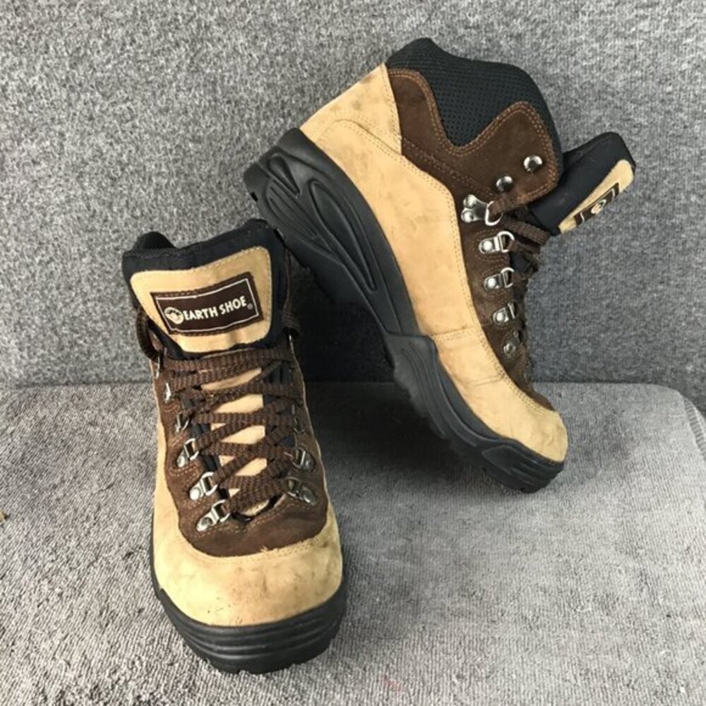 Earth Shoes Brown‎ Suede Hiking Mountain Boot Size 11 EUC
